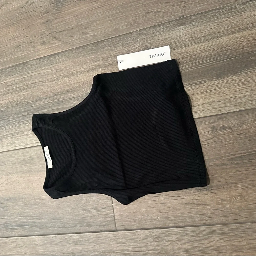 Black Ribbed Tank Top - Picture 1 of 2